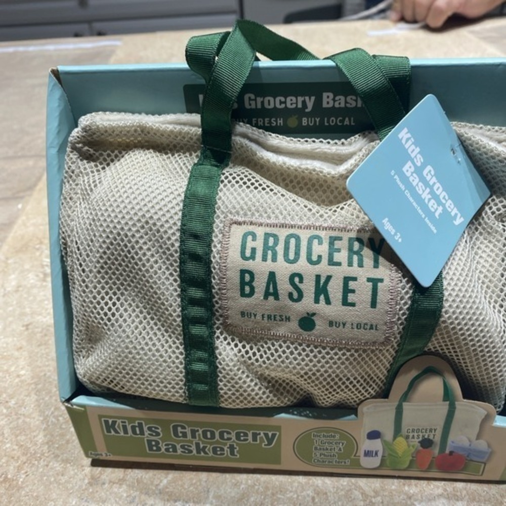 Kids Grocery Basket, 5 Plush Characters Included‎ 3 + 695 - Picture 2 of 5